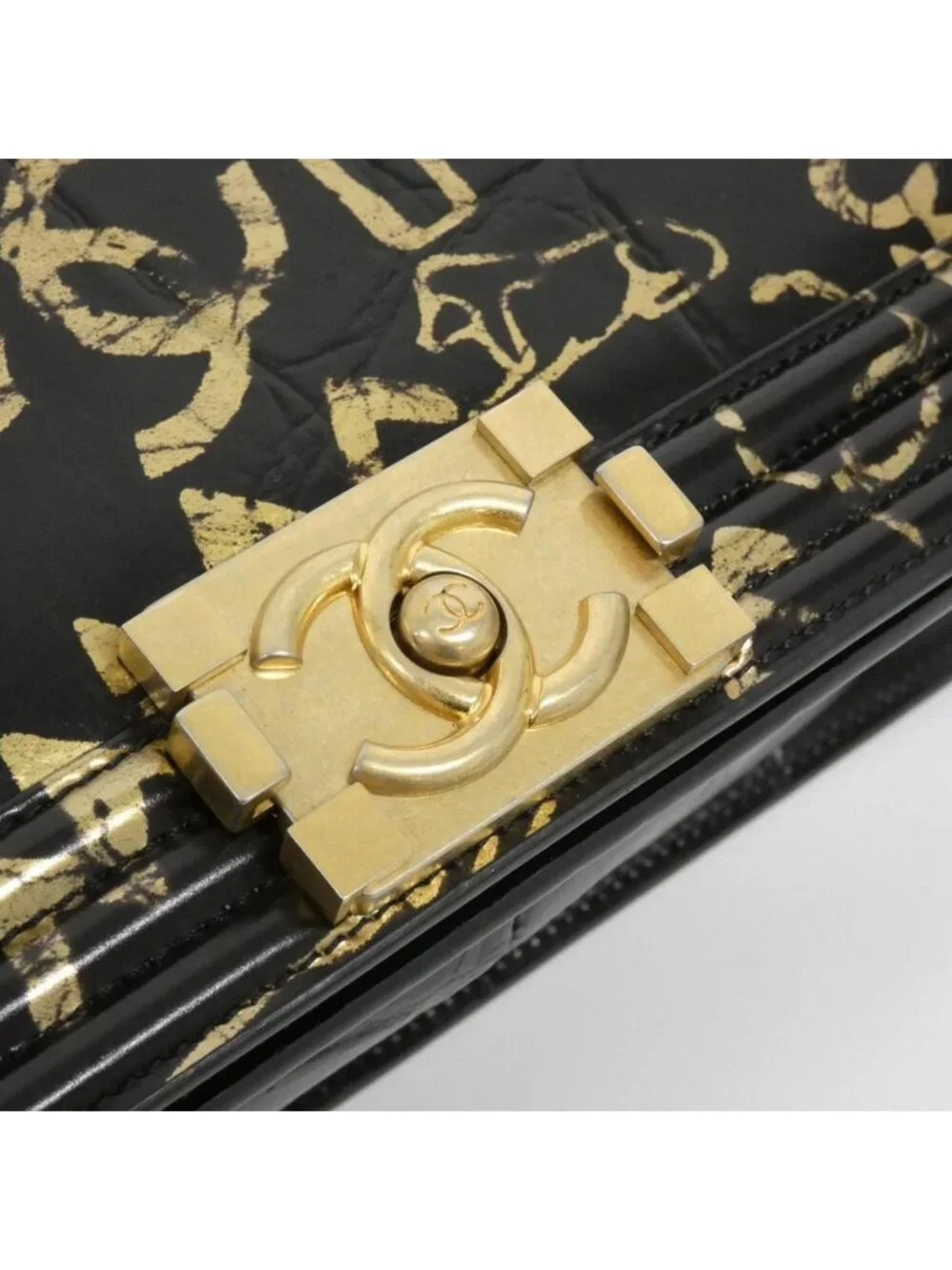 Chanel Boy Line Shoulder